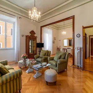  Apartment Vaticano 